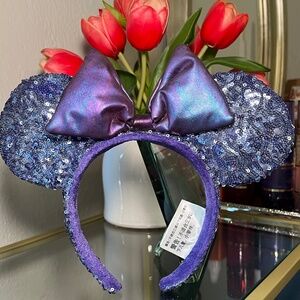Disney Purple Sequin Minnie Ears